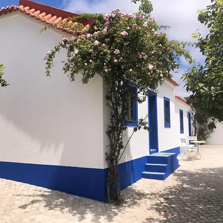 O Casal Loureiras Holiday home *