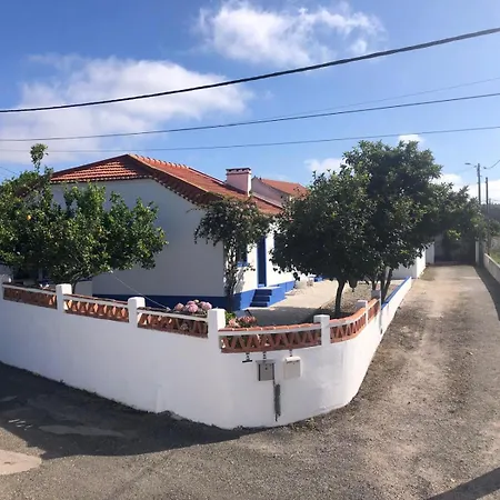 O Casal Loureiras Holiday home *